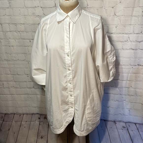 BCBGMaxAzria White Button Down Shirt - Picture 1 of 6